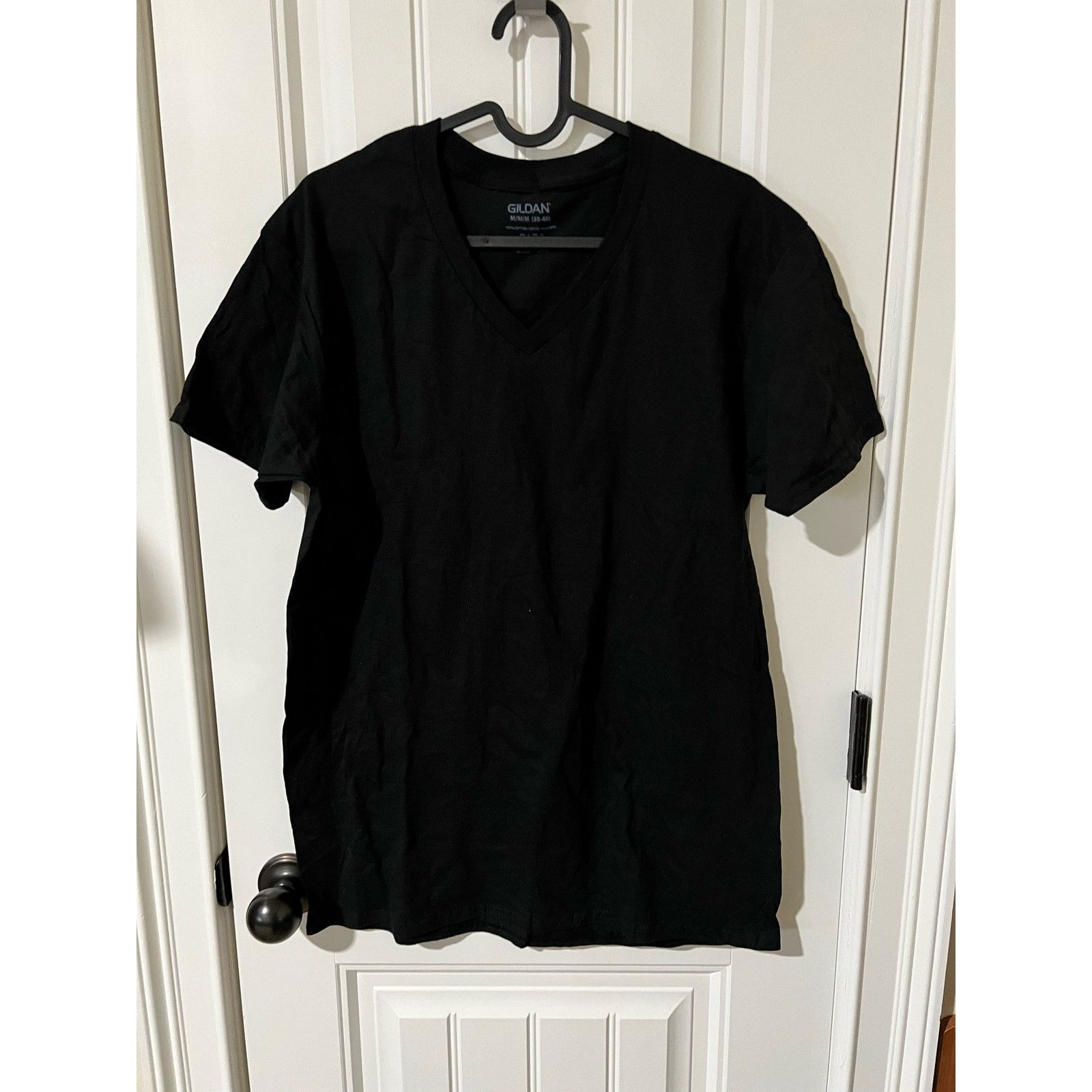 Gildan V-Neck T-Shirts Tagless Grey/black (38-40) Moisture wicking Size US M / EU 48-50 / 2 - 10 Thumbnail