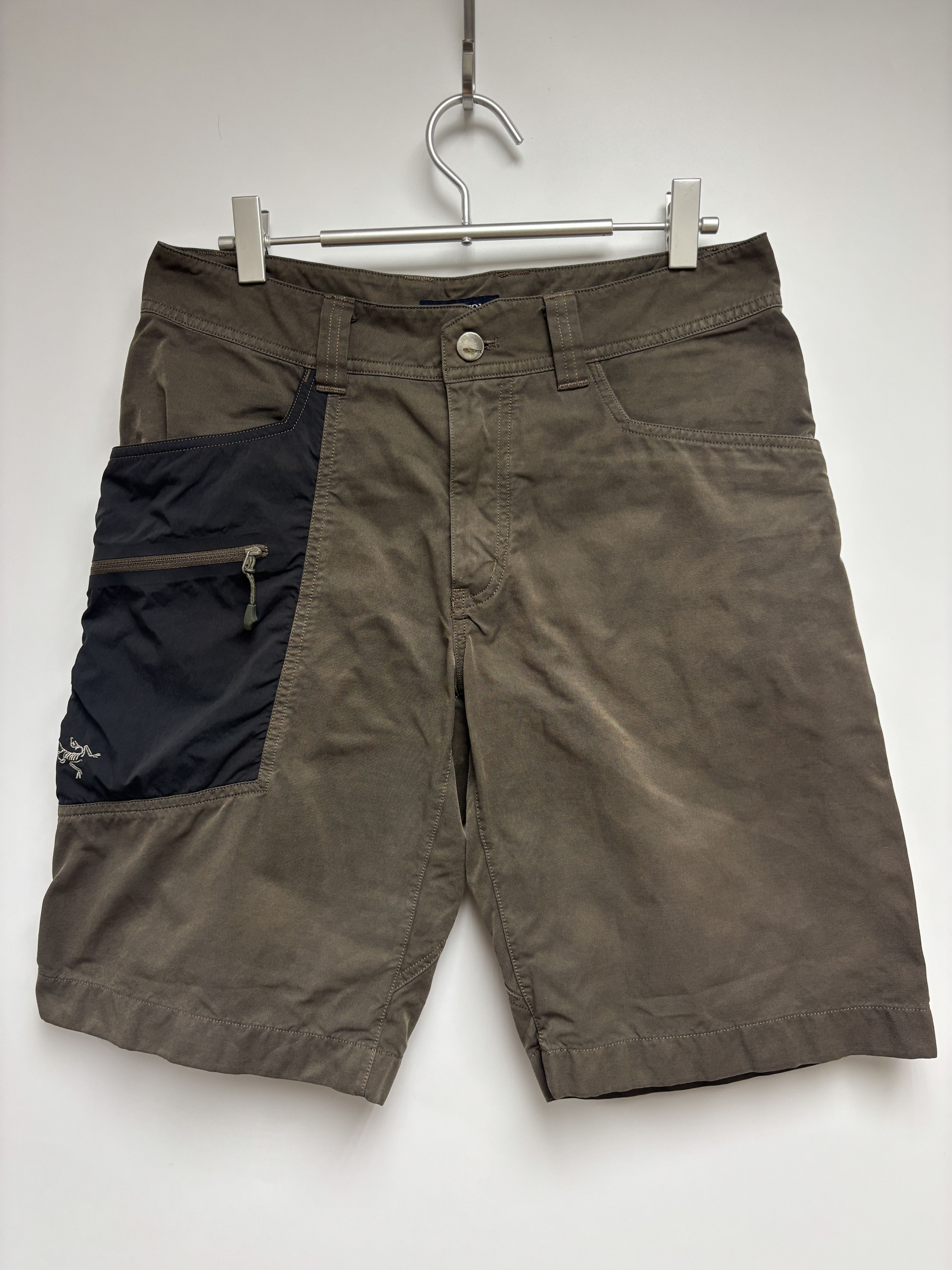 Arc'teryx ARCTERYX TECHNICAL SHORTS Size US 30 / EU 46 - 1 Thumbnail