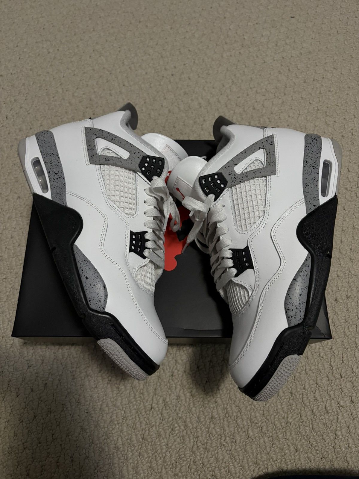 Jordan Brand Jordan 4 White Cements 2025 Size US 10.5 / EU 43-44 - 4 Thumbnail