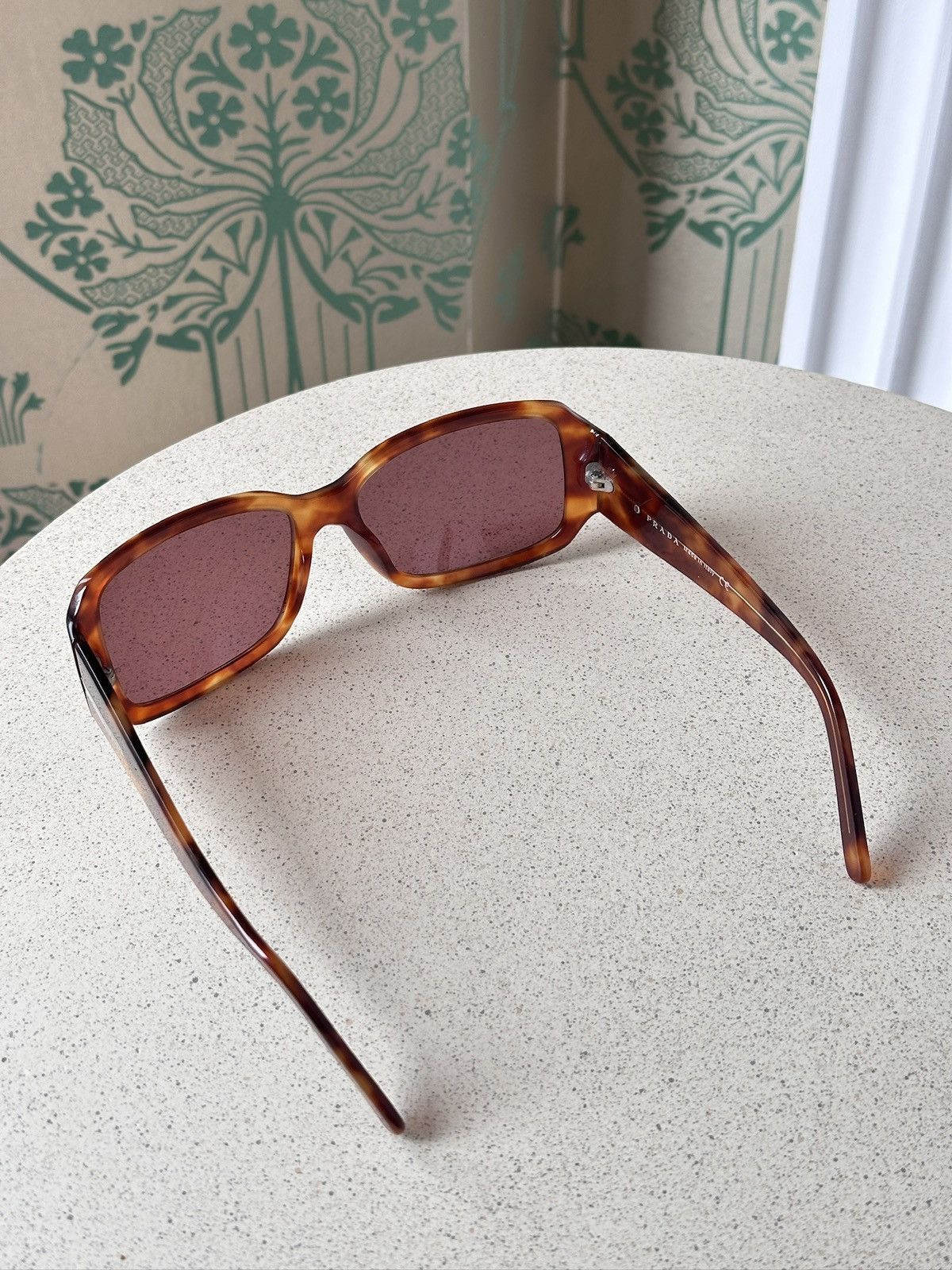 Prada Vintage Prada Logo Brown Square Turtle Sunglasses Spr 14H Size ONE SIZE - 8 Thumbnail