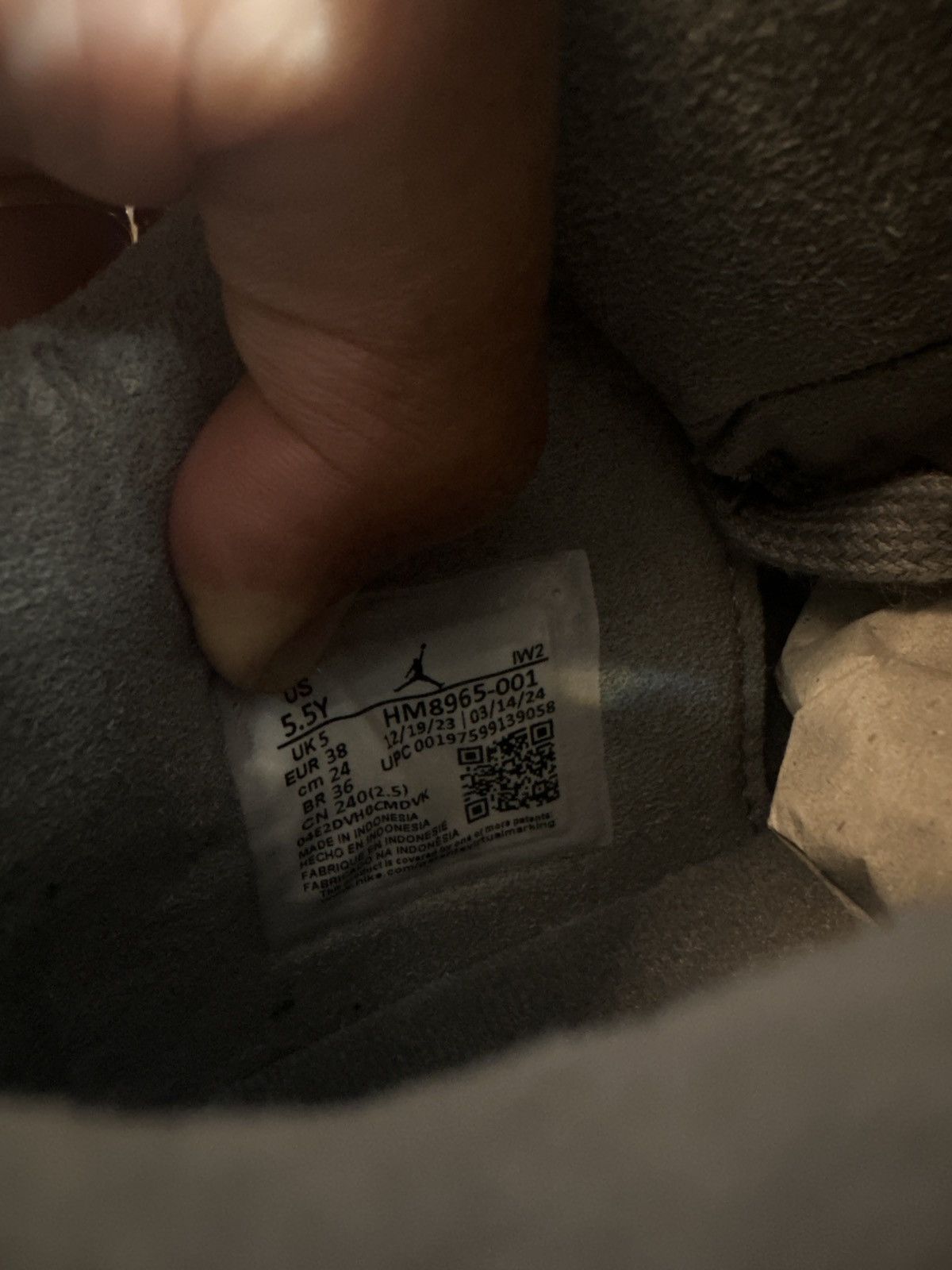 Jordan Brand × Nike Wet cement Jordan 4s Size US 5.5 / EU 38 - 6 Thumbnail
