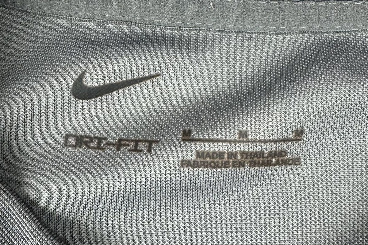 Nike Nike PSG Paris Saint Germain 2021/22 Training Soccer Jersey Size US M / EU 48-50 / 2 - 9 Thumbnail