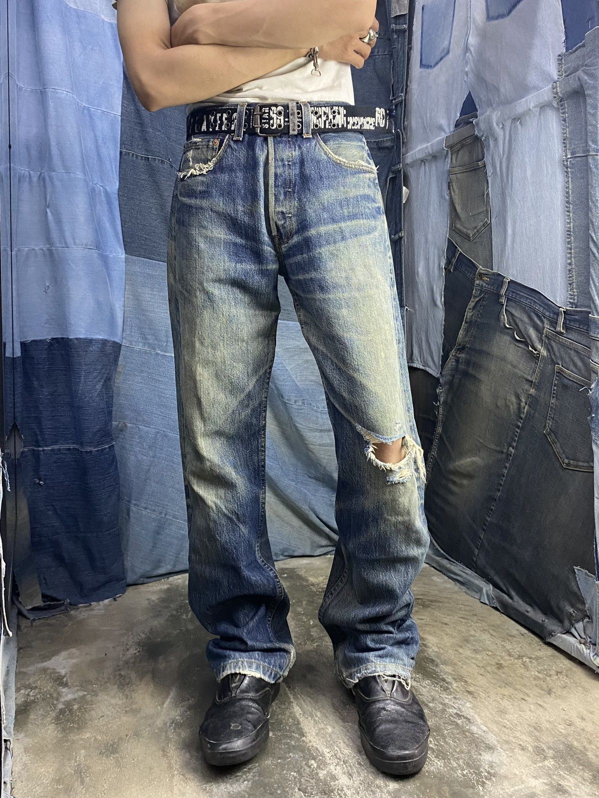 Jean × Levi's Levis mudwash faded distressed jeans pant 29x30 Size US 29 - 1 Thumbnail