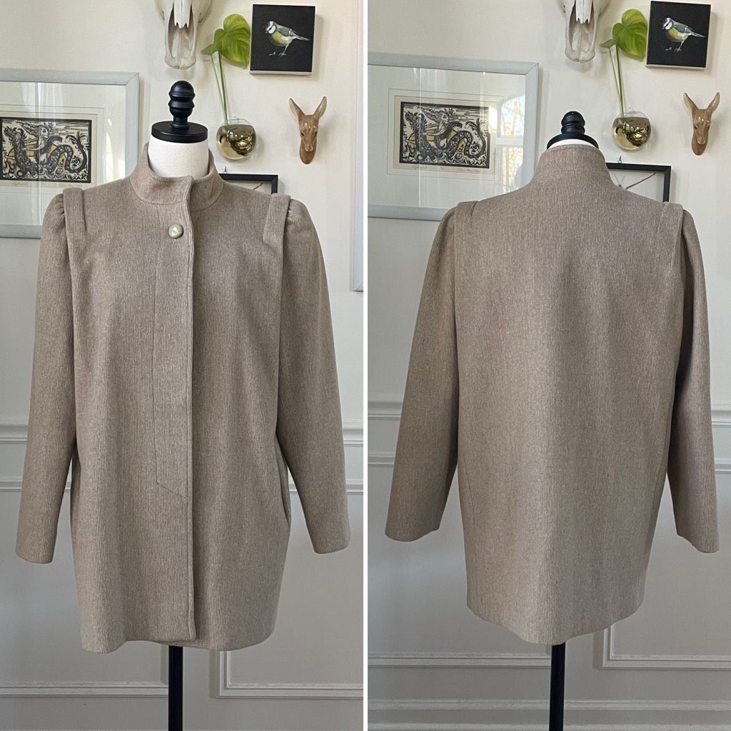 Vintage Vintage 80s Karen Peters Beige Wool Cashmere Peacoat USA L Size L / US 10 / IT 46 - 1 Thumbnail