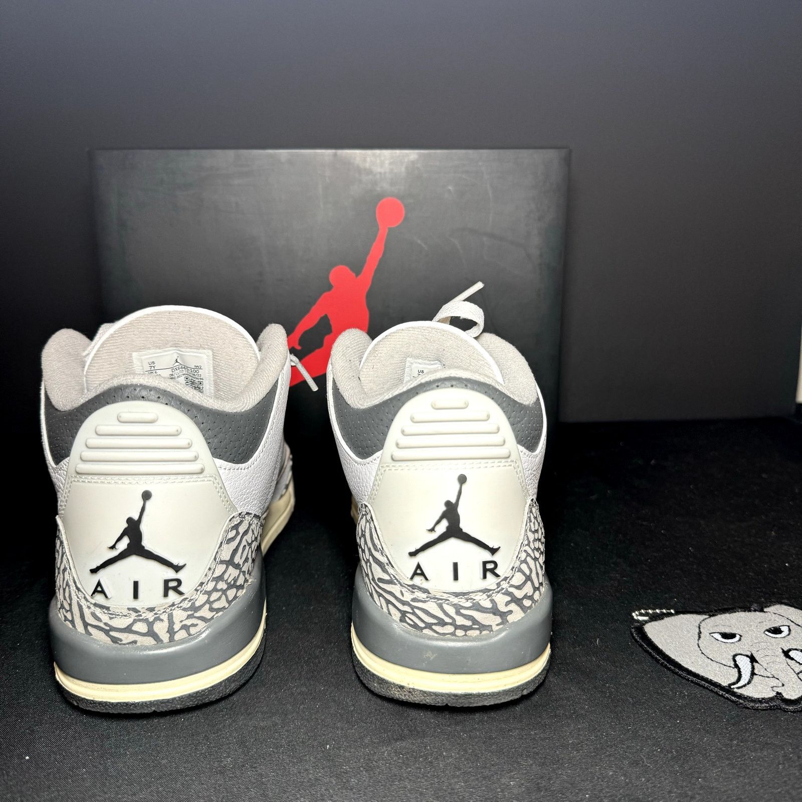 Jordan Brand × Nike Size 7 - Nike Air Jordan 3 Retro GS Hide N Sneak Men's Shoes Size US 7 / EU 40 - 6 Thumbnail