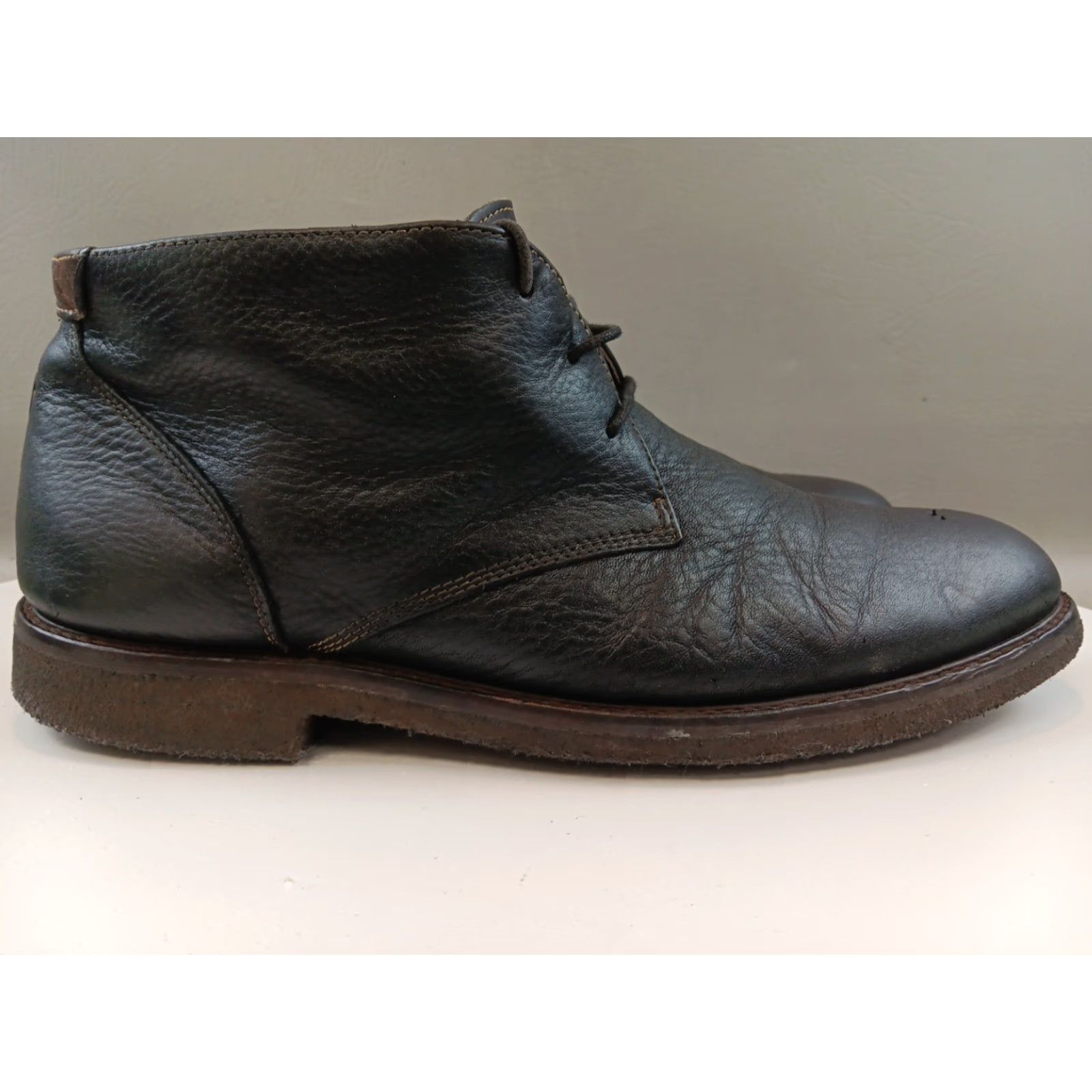 Johnston & Murphy Johnston & Murphy Copeland Chukka Boots Mens 11.5 Black Full Grain Leather Boots Comfort Memory Foam Sheepskin Lining Crepe Rubber Outsole Size US 12 / EU 45 - 7 Thumbnail
