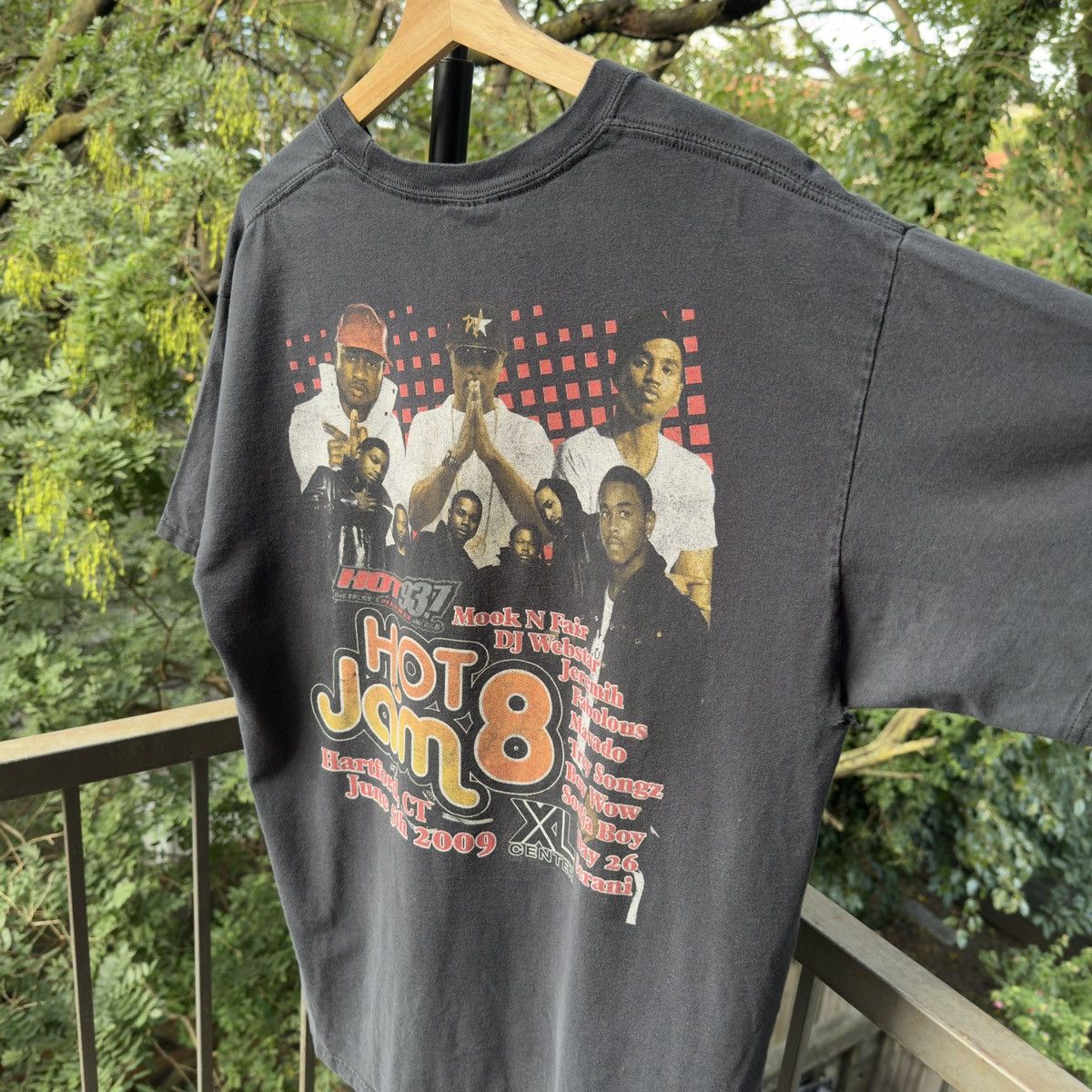 Band Tees 2009 Hot Jam Thrashed Faded Distressed Shirt ERD Grunge Rap Size US L / EU 52-54 / 3 - 6 Thumbnail