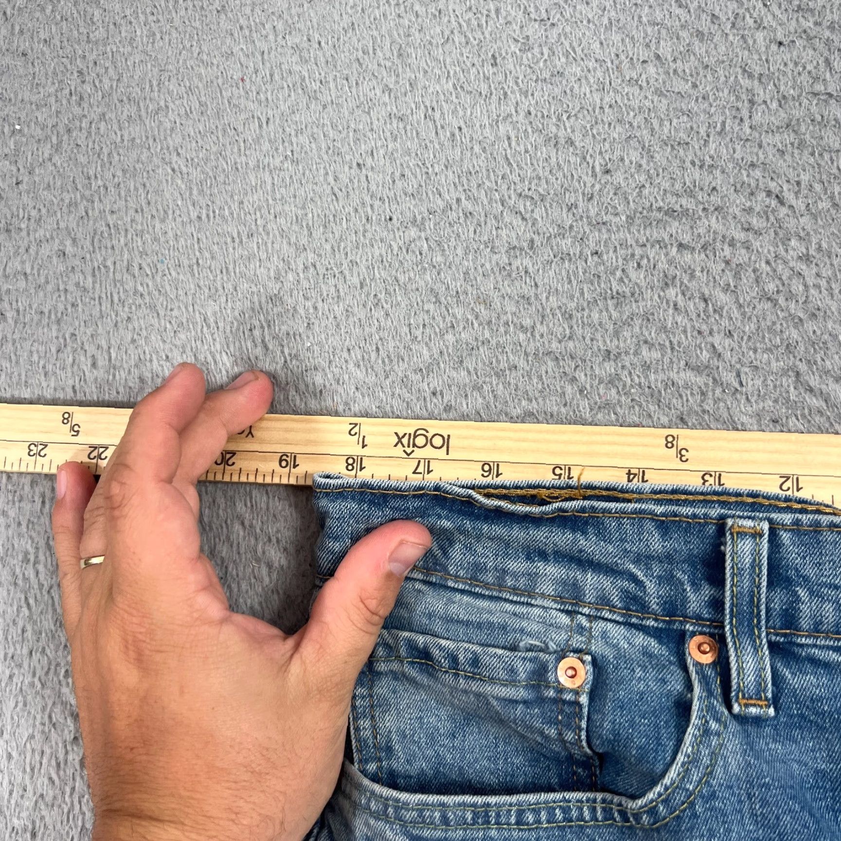 Vintage Levi's 550 Jeans Mens 36x30 Blue Relaxed Fit Tapered 90s Grunge Size US 36 / EU 52 - 5 Thumbnail