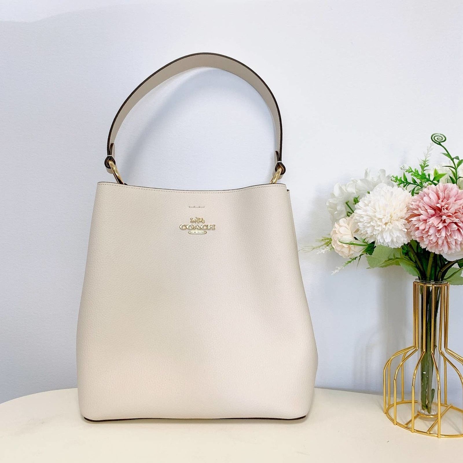 Coach 91122 Leather Town Bucket Bag in White, Women's