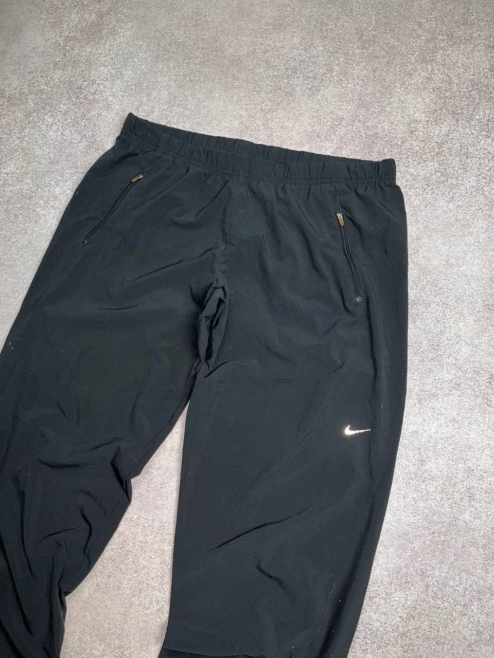 Nike × Vintage Vintage Nike Swoosh Baggy Nylon Trackpants L Size US 34 / EU 50 - 7 Thumbnail