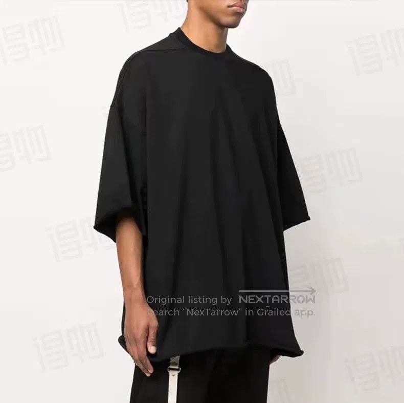 Rick Owens Rick Owens Main line black rolled short sleeve Size US S / EU 44-46 / 1 - 5 Thumbnail