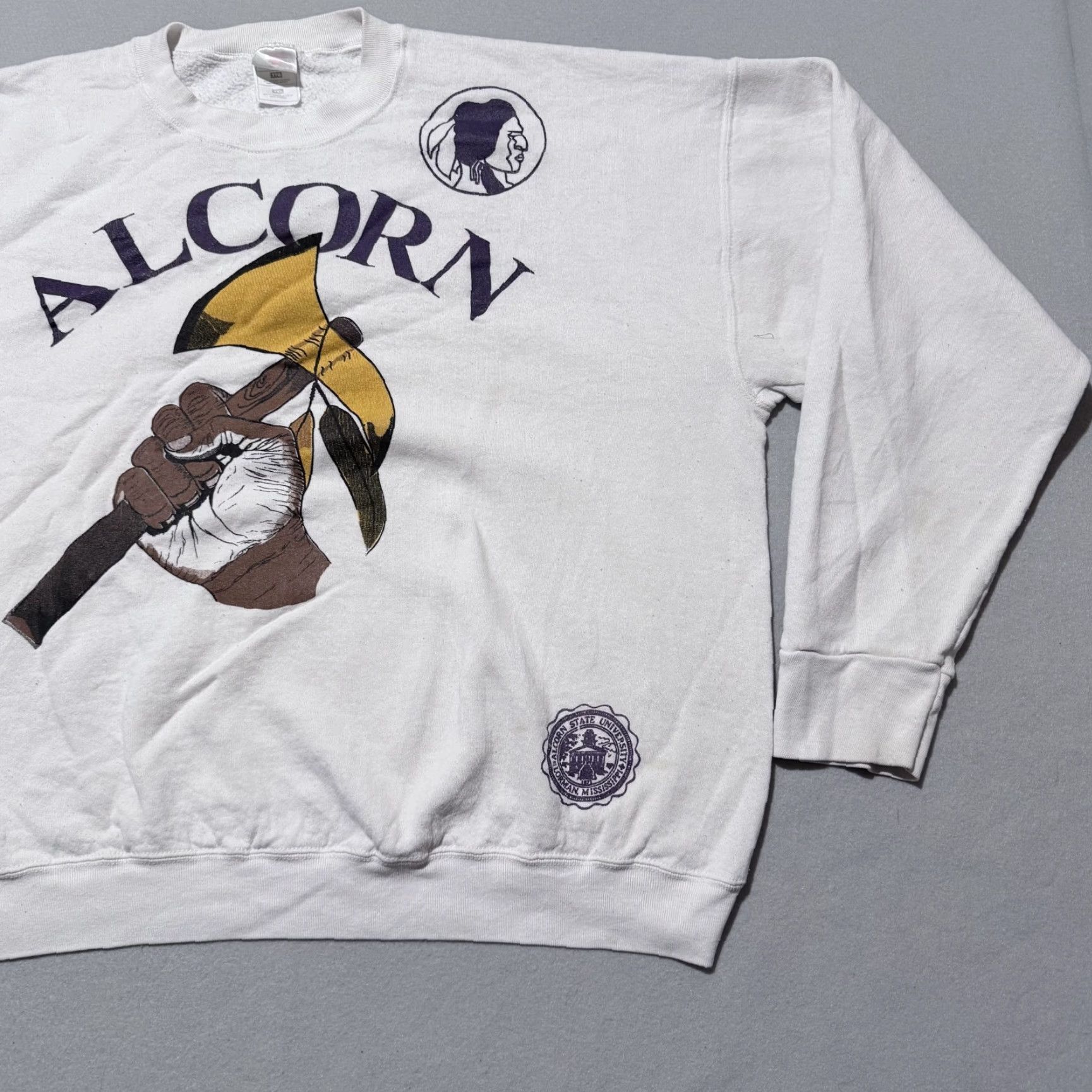 Fruit Of The Loom VINTAGE Alcorn State University Braves Fruit of the Loom Sweatshirt Mens White 2XL Size US XXL / EU 58 / 5 - 4 Thumbnail
