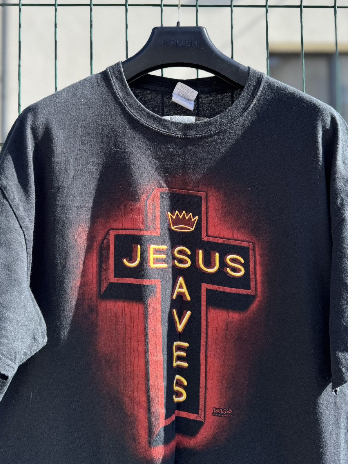 Band Tees Vintage Y2K Jesus Saves Graphic Cross Tee Size US XL / EU 56 / 4 - 2 Thumbnail