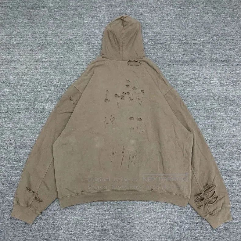 Balenciaga Balenciaga Brown Distressed Hoodie. Size US M / EU 48-50 / 2 - 2 Thumbnail