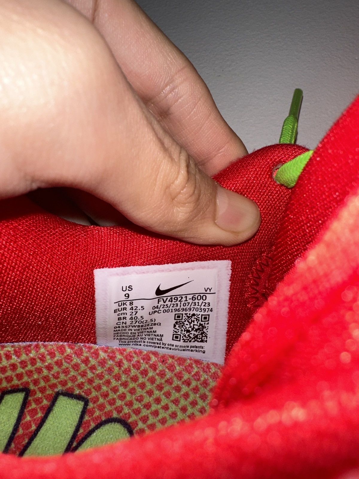 Nike Kobe 6 ‘Reverse Grinch’ Size US 9 / EU 42 - 8 Thumbnail