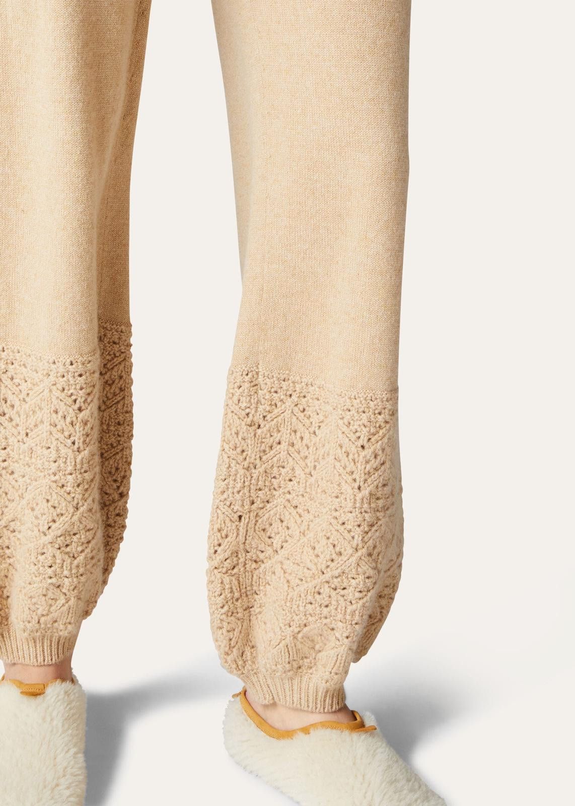 Loro Piana o1srvl11e1224 Engadin Cashmere Pant in Camel Size 28" / US 6 / IT 42 - 2 Thumbnail