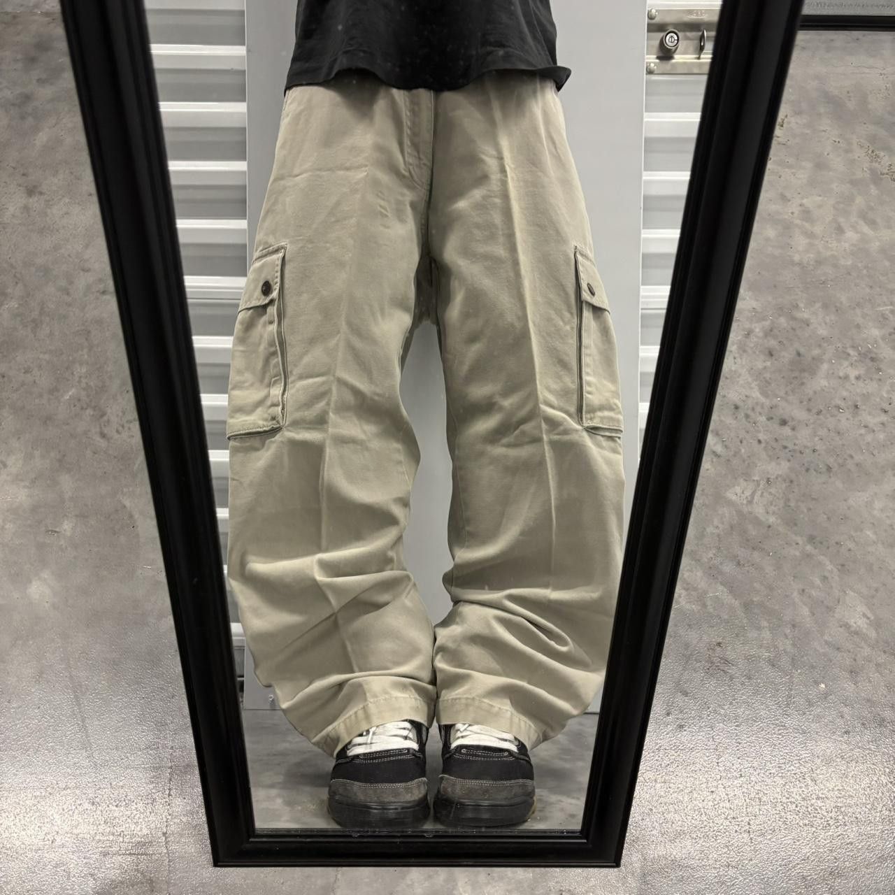 Japanese Brand × Vintage Crazy Vintage Y2K/2000s Baggy Cream Skater Style Cargo Pants! Size US 34 / EU 50 - 1 Thumbnail