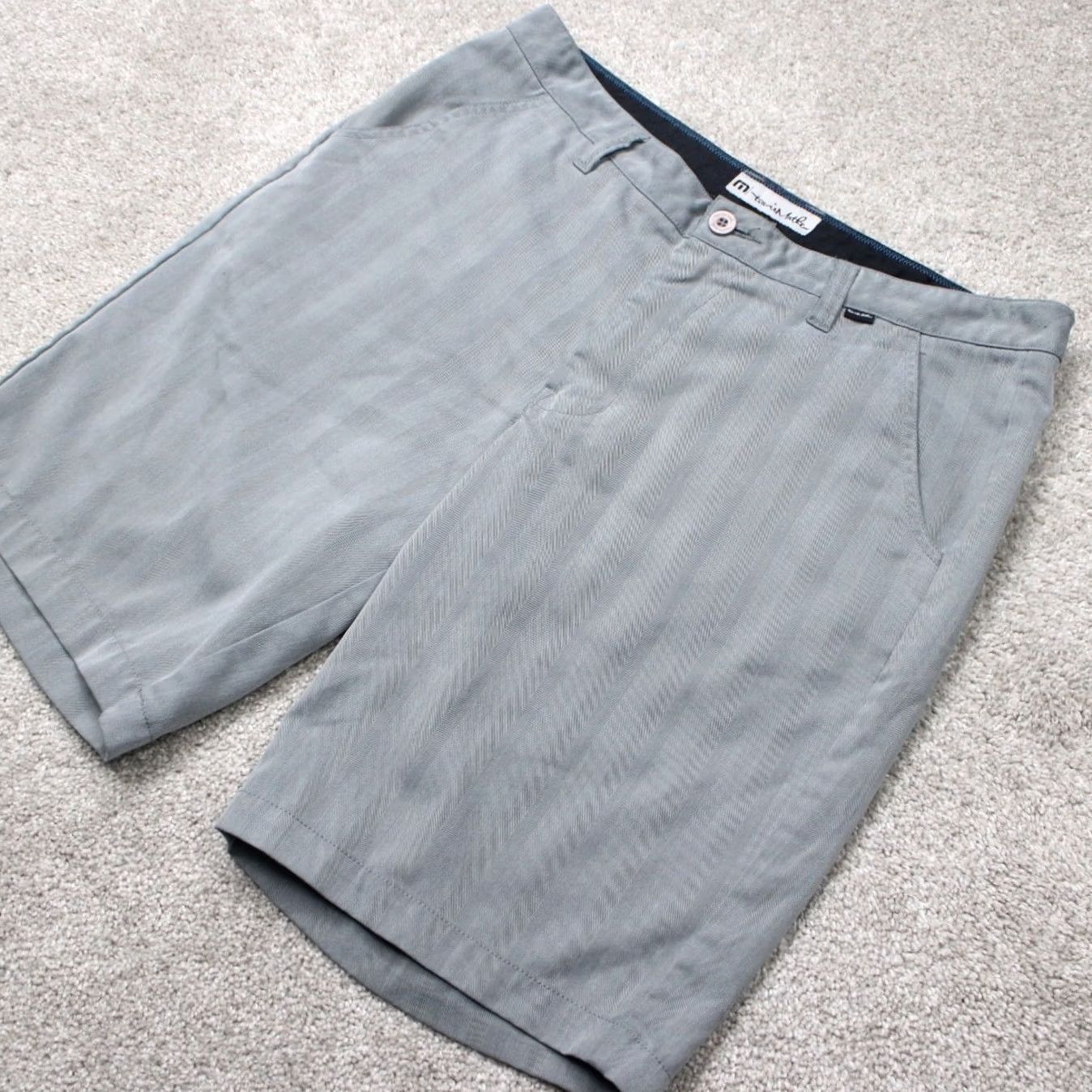 TravisMathew Travis Mathew Shorts Mens 36 Gray Striped Golf 10" Poly/Rayon Stretch Flat Front Chino Ballistic? Size US 36 / EU 52 - 2 Thumbnail