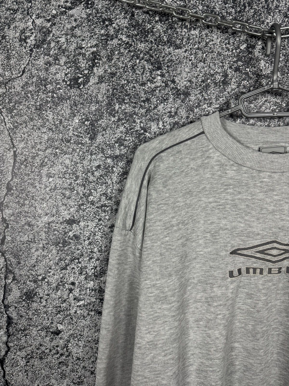 Umbro Umbro Vintage Sweatshirt Retro Big Logo Pullover Size XXL Size US XL / EU 56 / 4 - 3 Thumbnail