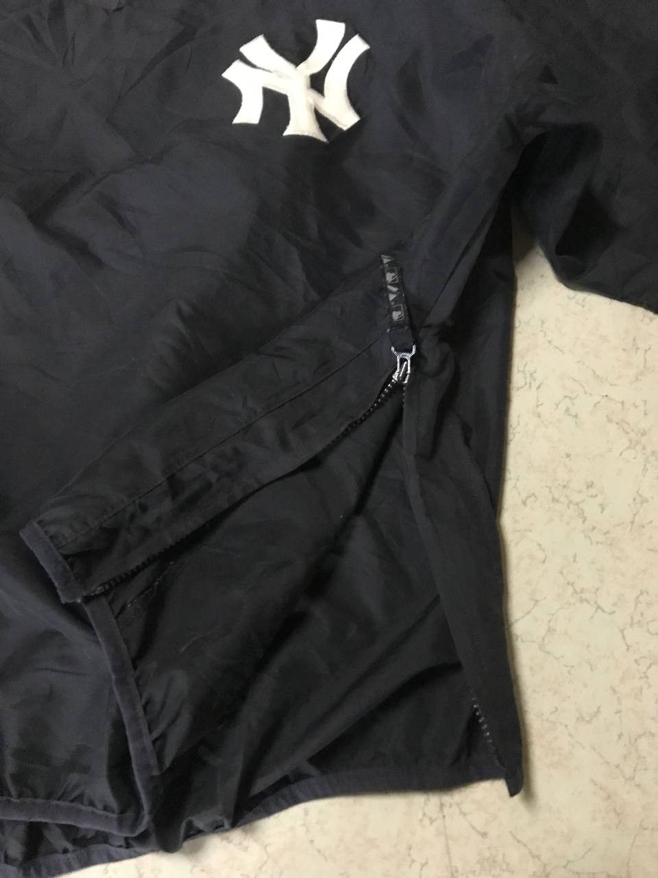 Majestic × New York Yankees × Vintage Vintage New York Yankees Pullover Size US L / EU 52-54 / 3 - 3 Thumbnail