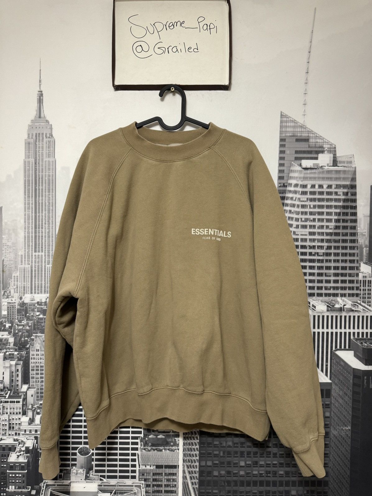 Fear of God Fear of God Essentials Crewneck Oak SZ Small 💥 Size US S / EU 44-46 / 1 - 1 Thumbnail
