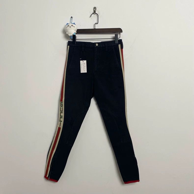 Gucci Gucci Side letter logo jeans 2502-Nextarrow Size US 28 / EU 44 - 1 Thumbnail