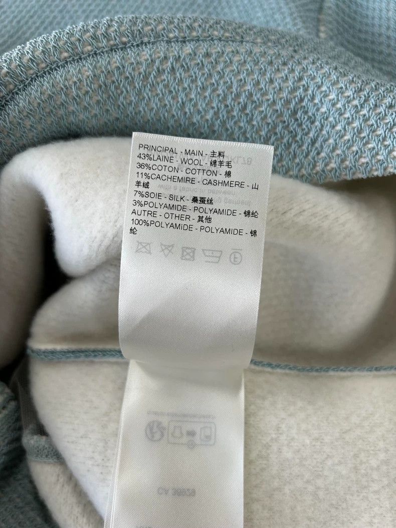 Louis Vuitton Louis Vuitton Mint Green Patchwork sweater 2501-Nextarrow Size US XS / EU 42 / 0 - 8 Thumbnail