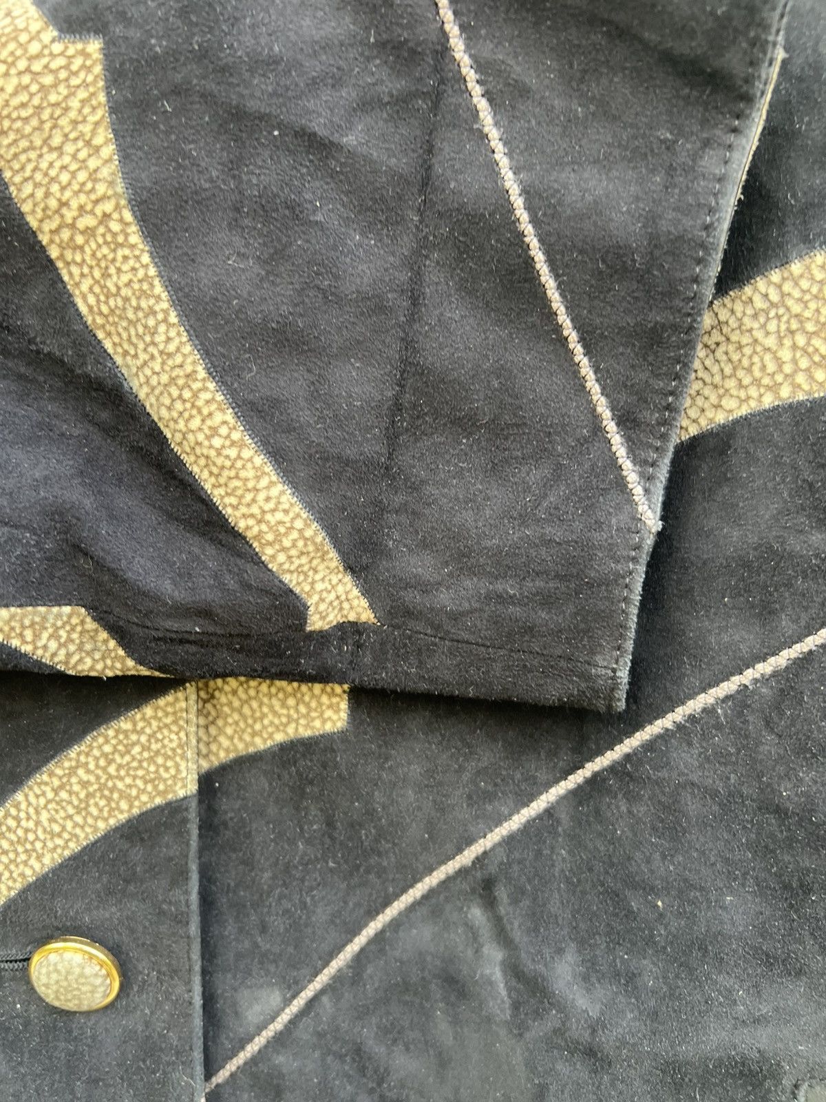 Leather Vintage Made in Japan Suede Leather Avant Garde Asymmetrical Size US L / EU 52-54 / 3 - 9 Thumbnail