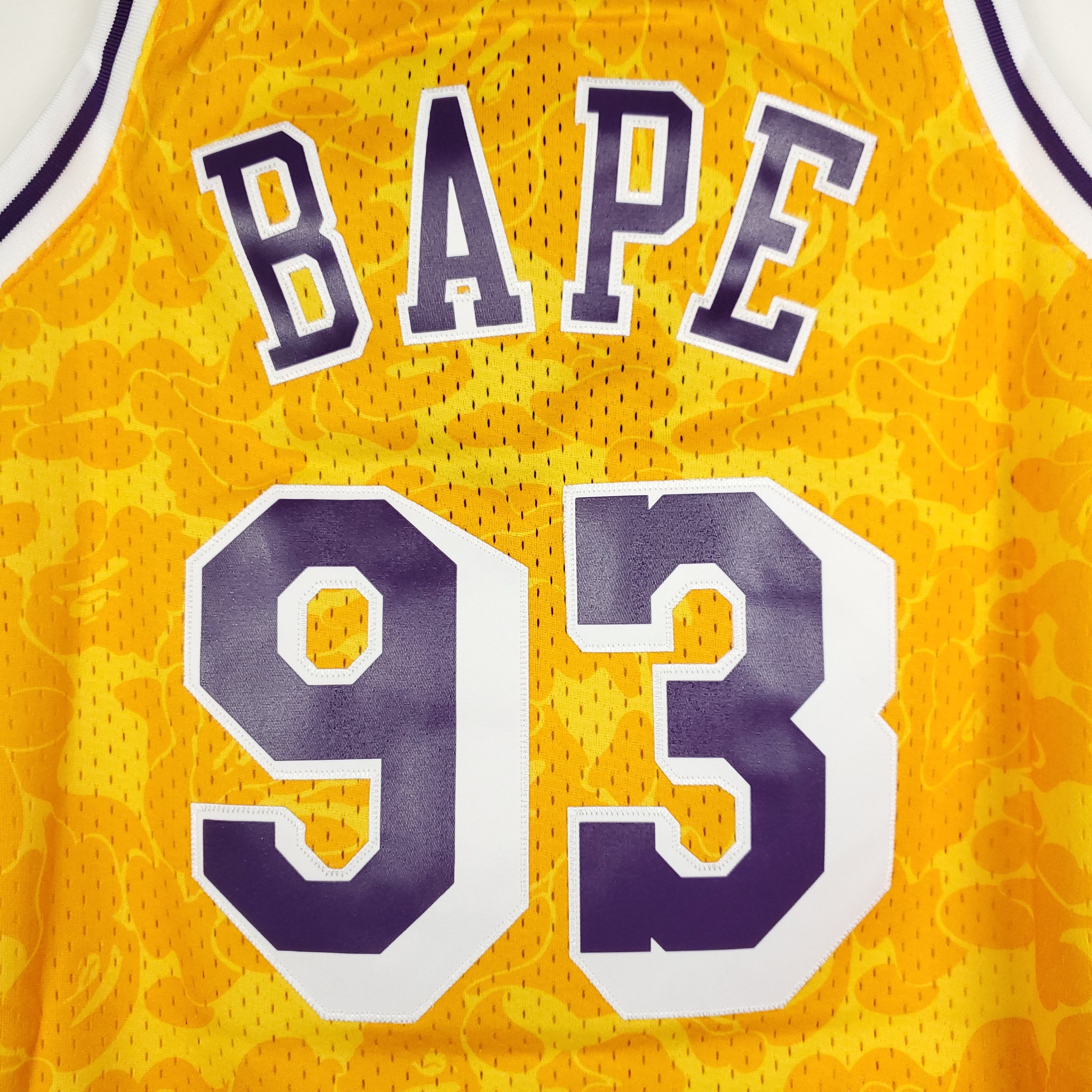 Bape × Mitchell & Ness Bape x Mitchell & Ness Lakers Swingman Jersey Size US S / EU 44-46 / 1 - 4 Thumbnail