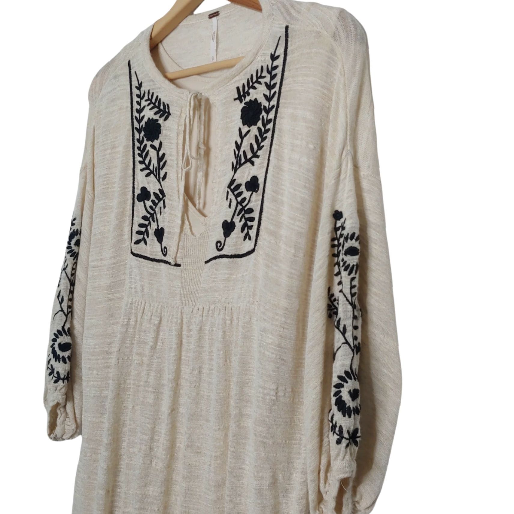 Free People VINTAGE Free People Dress Small Bohemian Hippie Long Rayon Knit Burnout Embroidered Fall Spring Women's Size S / US 4 / IT 40 - 4 Thumbnail