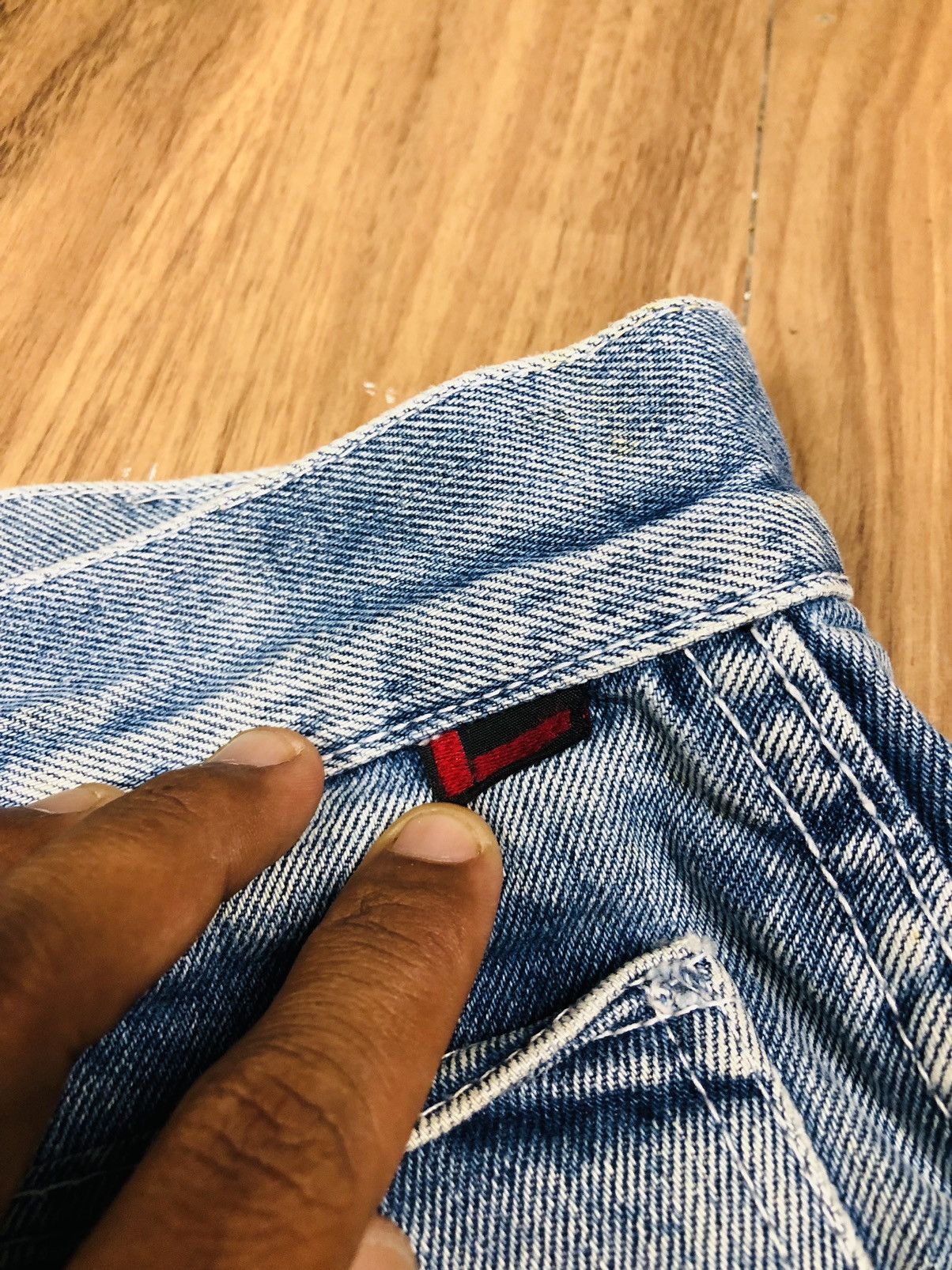 Fubu Fubu Denim Distresses Jeans (21) Size US 35 - 11 Thumbnail