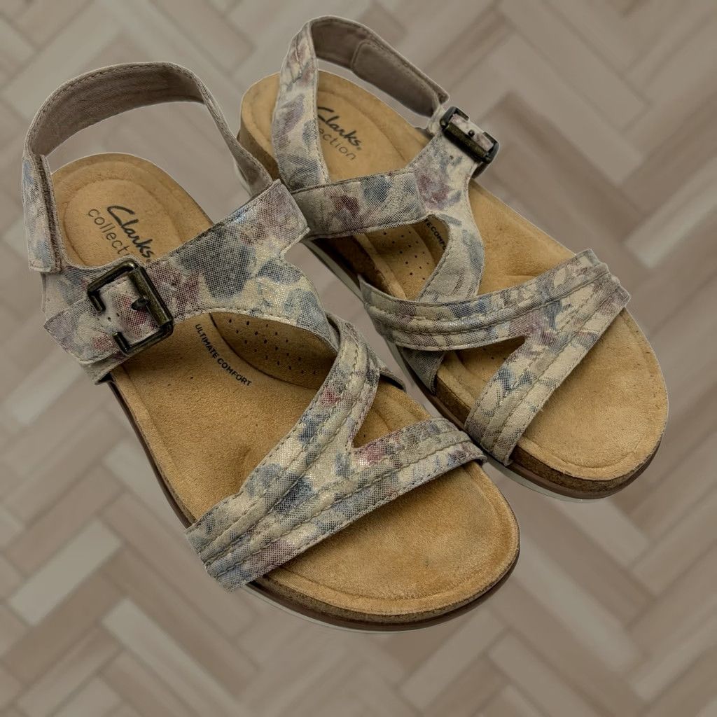 Clarks Clarks Sandals Womens 8.5 M Brynn Step Floral Textile Fabric Hook Loop Beige Pattern Floral Casual Womens Leather? Size US 9 / IT 39 - 1 Thumbnail