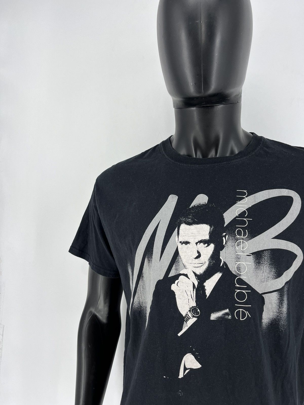 Band Tees Rare!! Vintage Y2K Michael Buble World Tour Tee Size US L / EU 52-54 / 3 - 6 Thumbnail