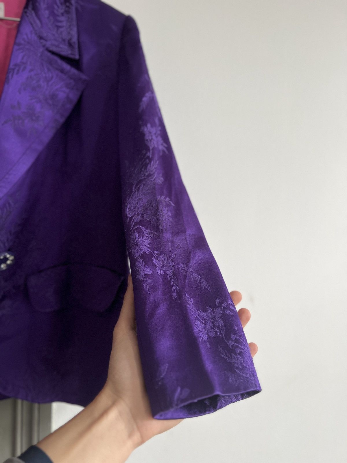 Saint Laurent Paris × Vintage × Yves Saint Laurent Arcived 1988 Yves Saint Laurent Purple Satin Damask Blazer Size M / US 6-8 / IT 42-44 - 12 Thumbnail