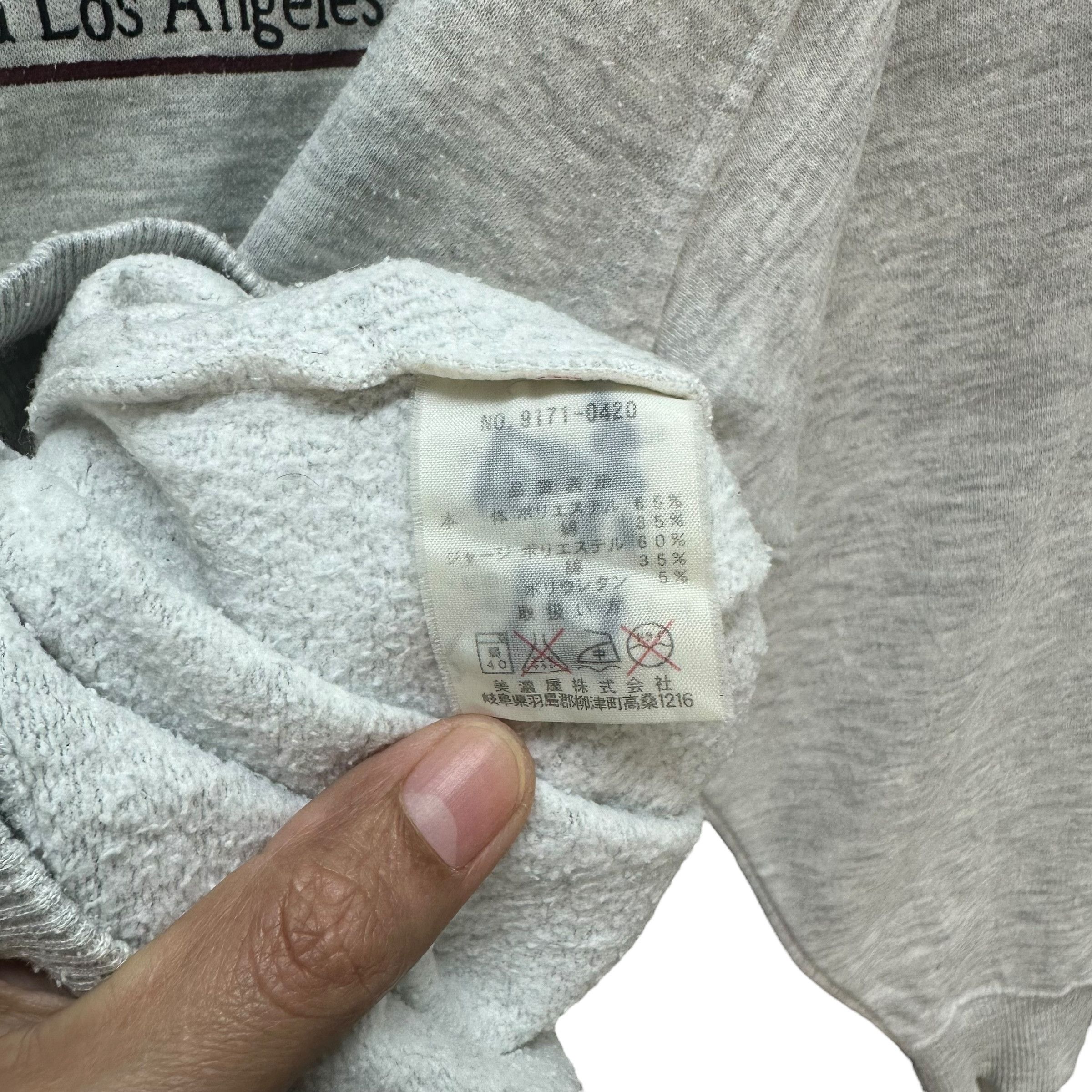 Vintage UCLA UNIVERSITY OF CALIFORNIA LOS ANGELES SWEATER #8761-025 Size US M / EU 48-50 / 2 - 7 Thumbnail