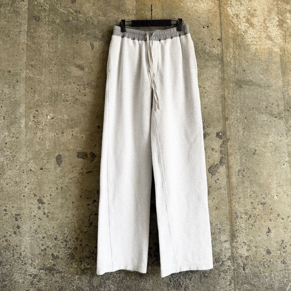 Rick Owens Rick Owens DRKSHDW FW20 Inside Out Reverse Wide Sweatpants Size US 32 / EU 48 - 1 Thumbnail