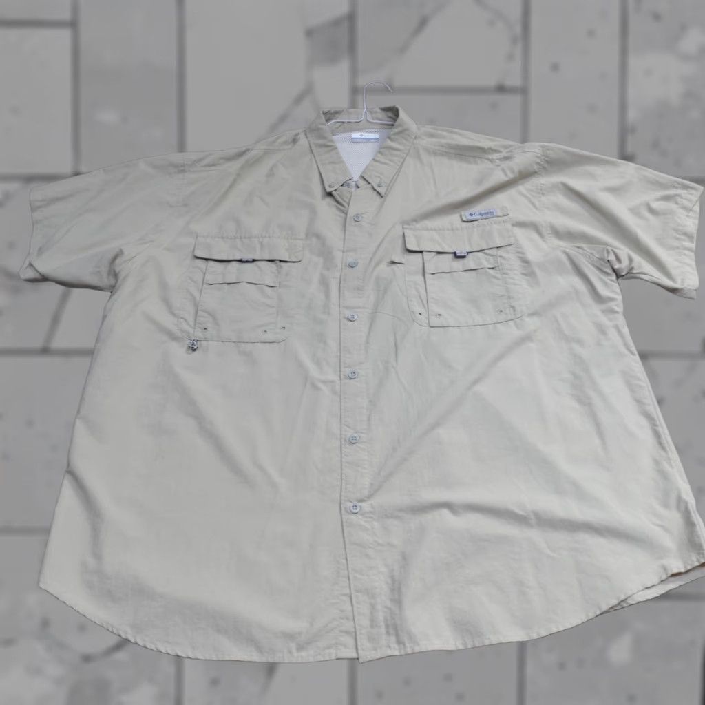 Vintage VINTAGE Columbia PFG Shirt 3X Beige Solid Short Sleeve Nylon Button-Up Men Size US XXL / EU 58 / 5 - 1 Thumbnail
