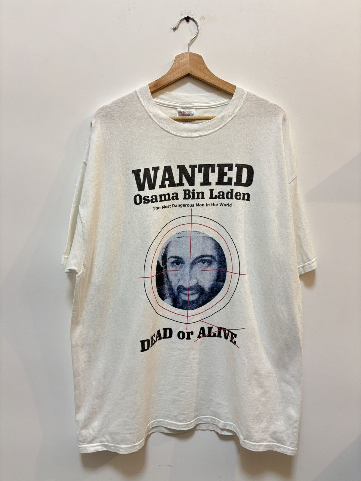 Vintage Vintage Osama Bin Laden Wanted Dead Or Alive Size US XL / EU 56 / 4 - 1 Thumbnail