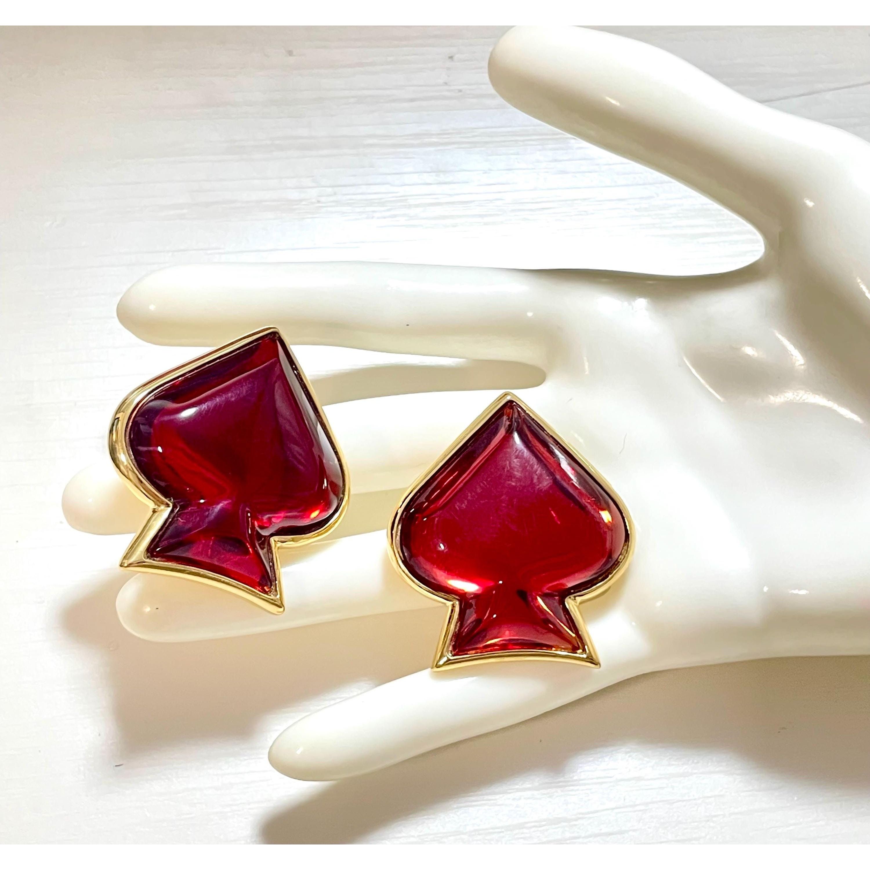 Yves Saint Laurent Vintage Yves Saint Laurent red gripoix stone spade earrings Size ONE SIZE - 5 Thumbnail