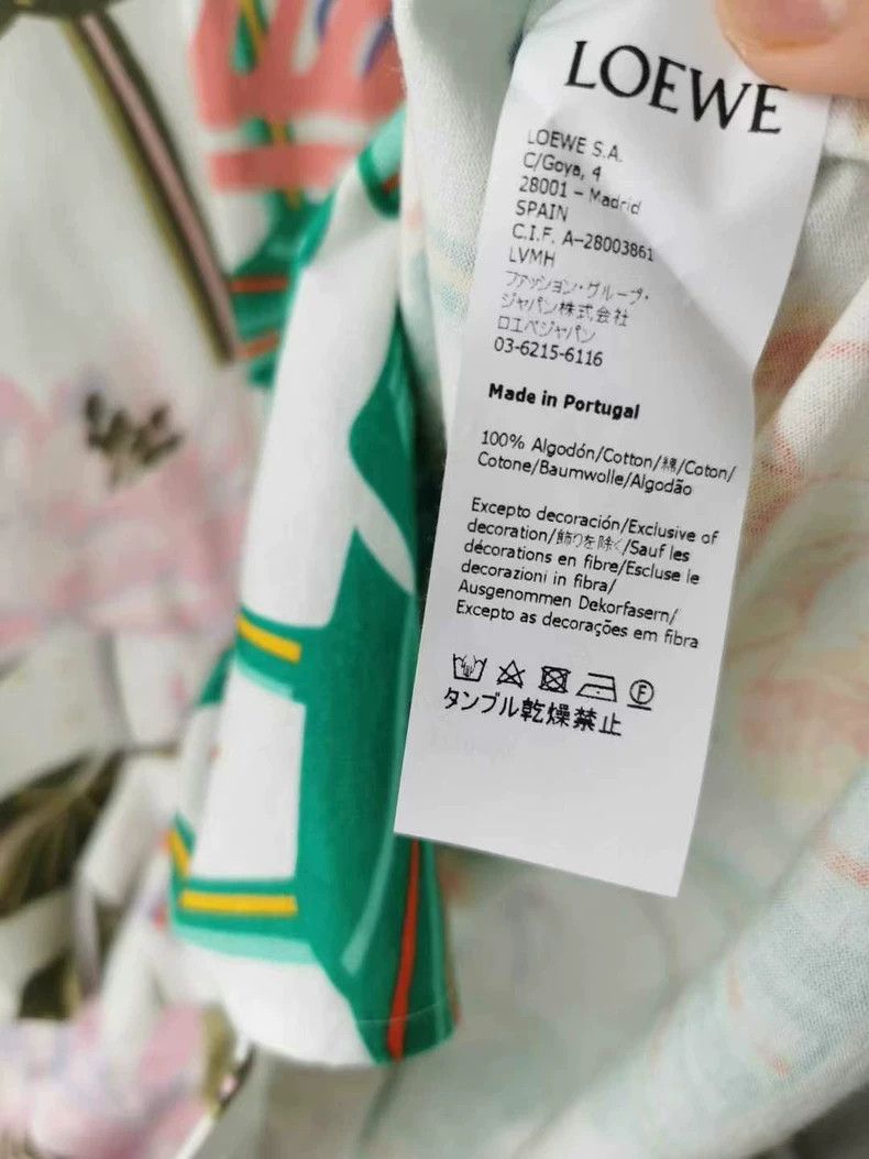 Loewe loewe Irregularly panelled short sleeves 2504-Nextarrow Size US S / EU 44-46 / 1 - 5 Thumbnail
