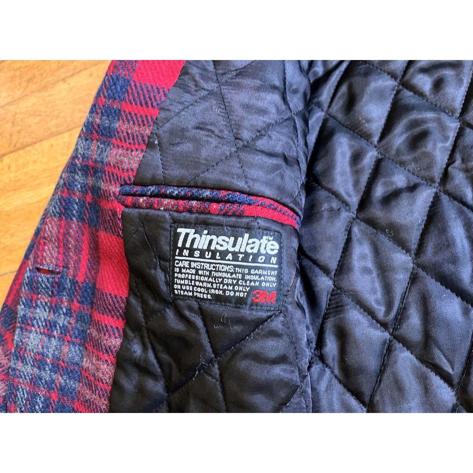 Vintage VINTAGE LL Bean Coat Women’s 14 Red Black Tartan Plaid Size XL / US 12-14 / IT 48-50 - 6 Thumbnail