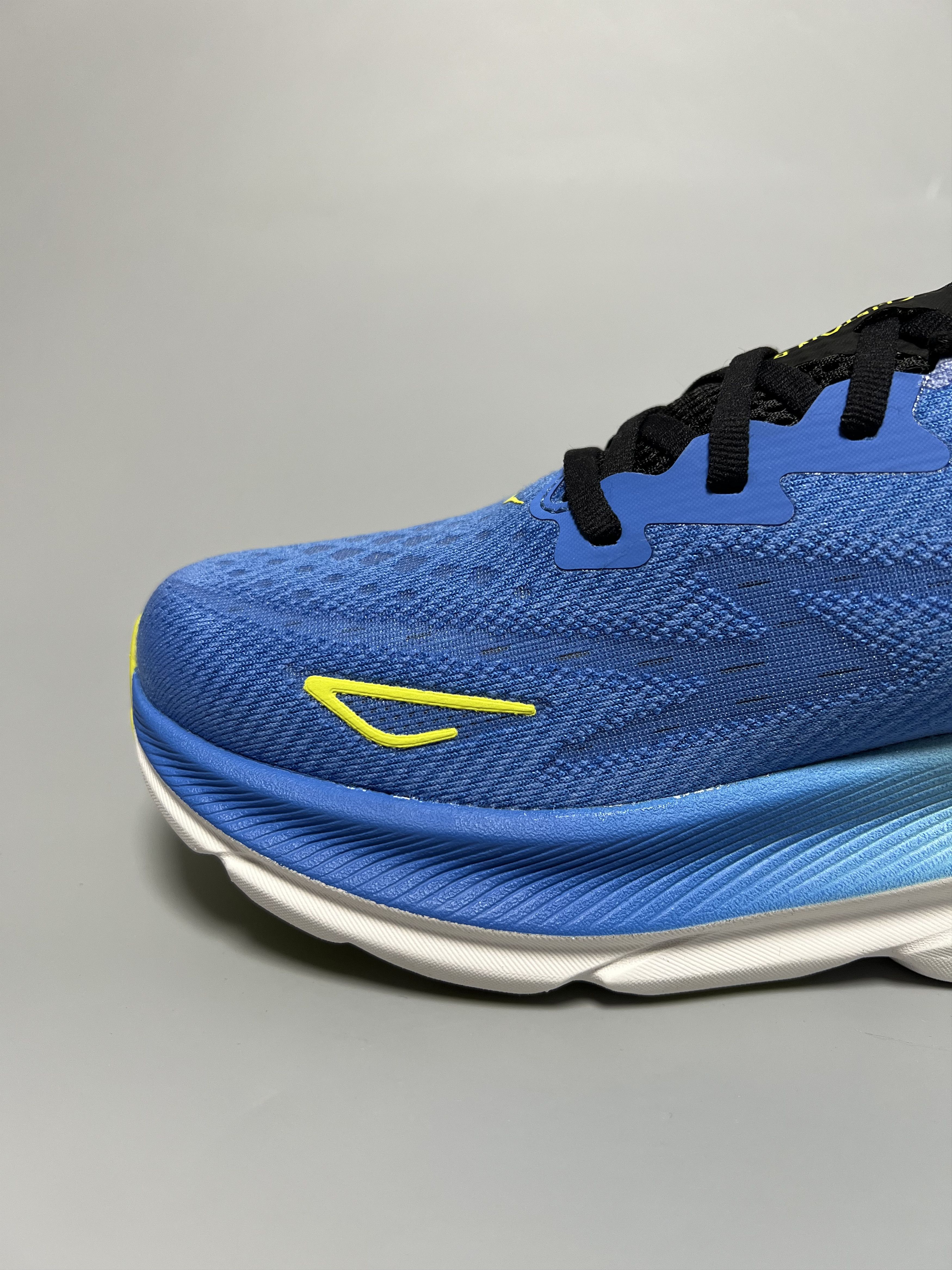 Hoka 10D Hoka One One Clifton 9 Running Shoes Walking Gym Size US 10 / EU 43 - 10 Thumbnail