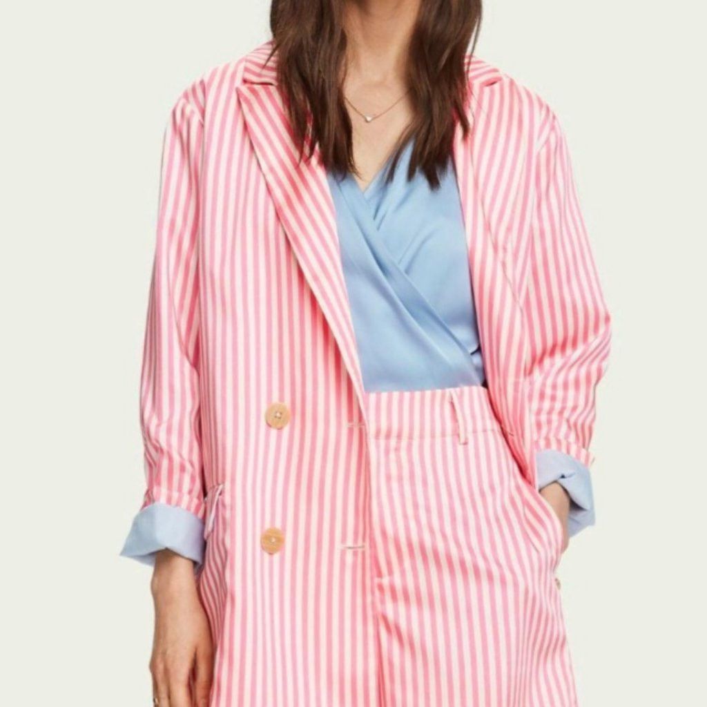 image of Scotch Soda Maison Scotch Say-O-Nana Oversized Blazer & Tailored Shorts in Pink, Women's (Size Smal