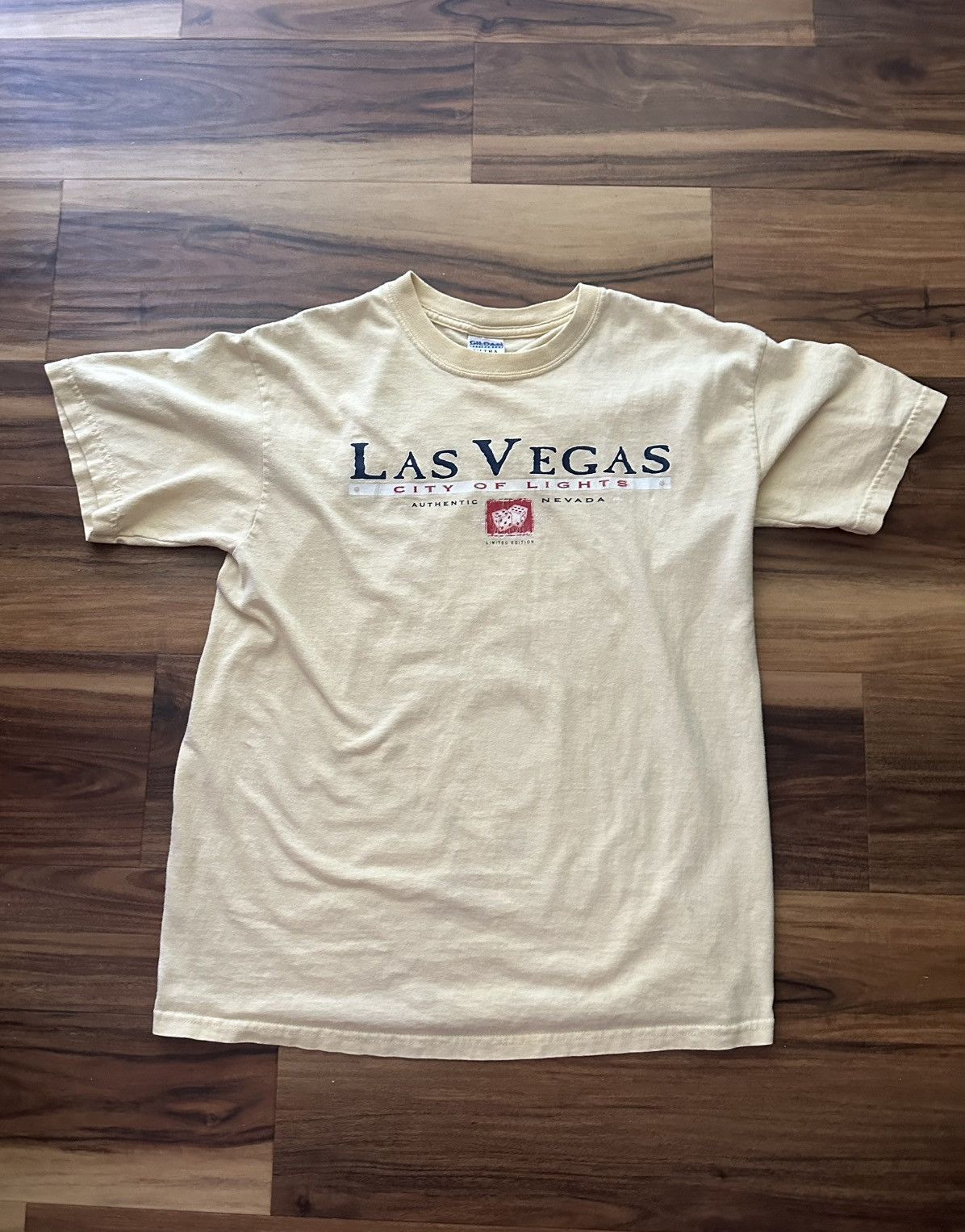 Vintage Vintage cream Las Vegas tee Size US M / EU 48-50 / 2 - 1 Thumbnail