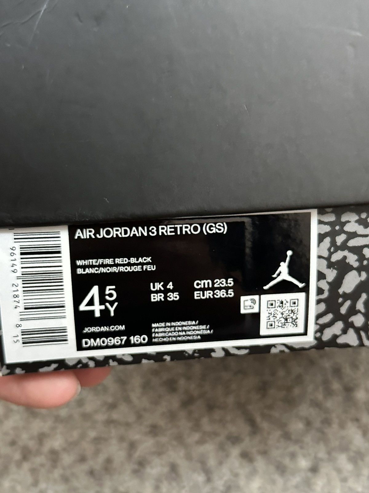 Jordan Brand Air jordan 3 fire red - size 4.5 Size US 5 / EU 37 - 9 Thumbnail