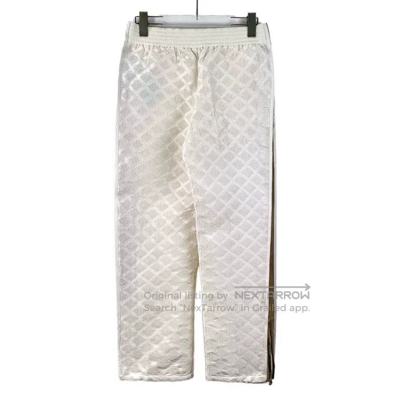 Chanel Chanel White diamond-shaped plaid zipper design casual spo Size 25" / US 0 / IT 36 - 2 Thumbnail