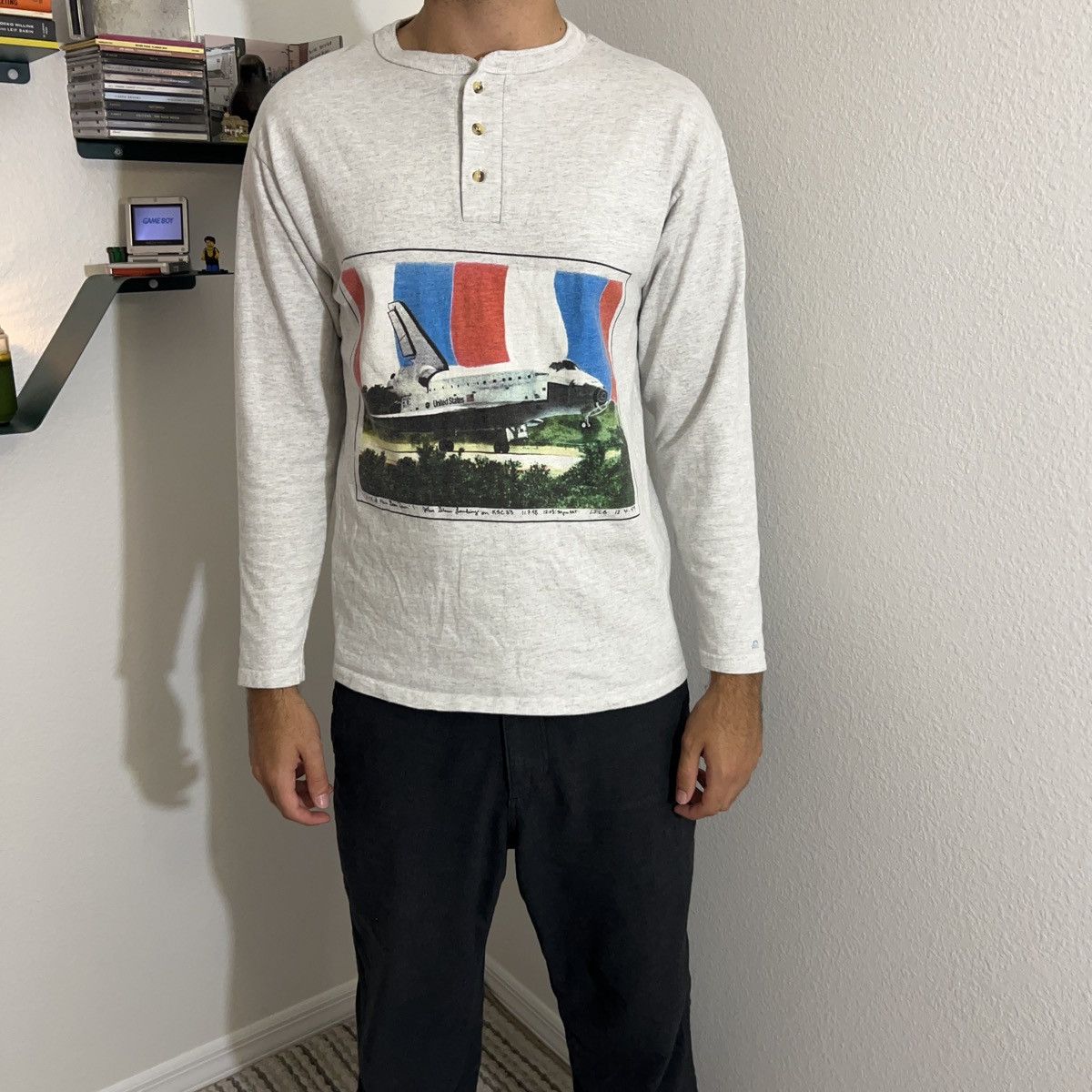 Other 90’s Kennedy Space Center merch Henley longsleeve Size US M / EU 48-50 / 2 - 1 Thumbnail