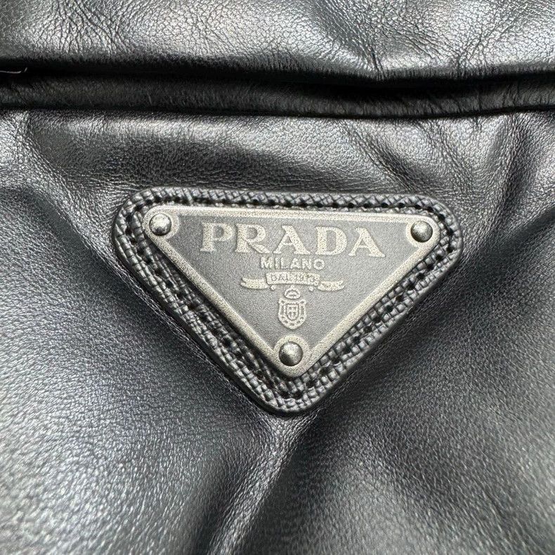 Prada Prada Metal triangle label sheepskin down jacket vest Size US L / EU 52-54 / 3 - 2 Thumbnail