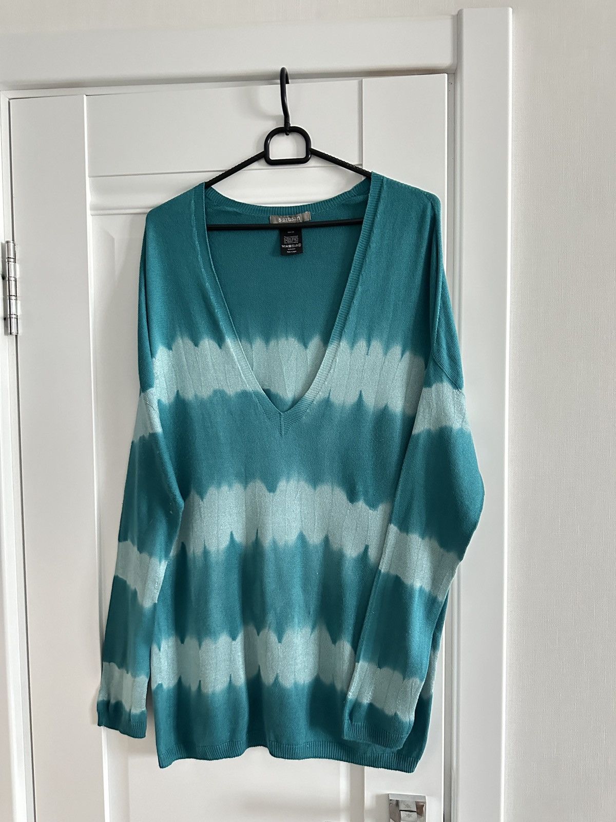 image of Avant Garde Suzusan Silk Cardigan Sweater in Bleu, Men's (Size Medium)