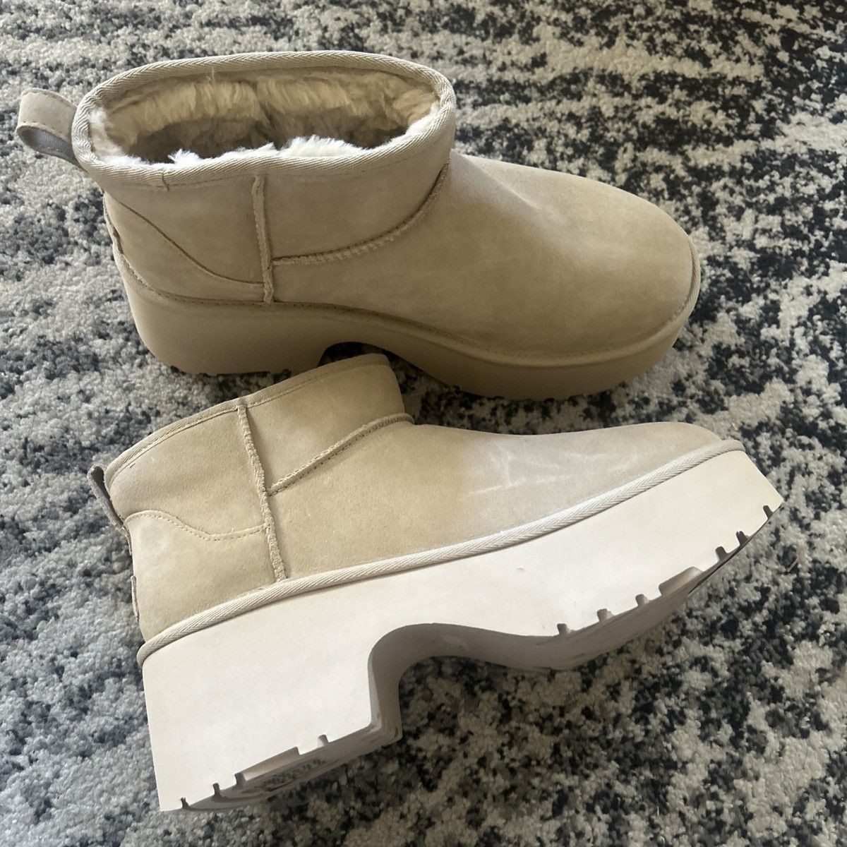 Ugg UGG Classic Ultra Mini New Heights Platform Boot MDSD Size US 12 / IT 42 - 6 Thumbnail